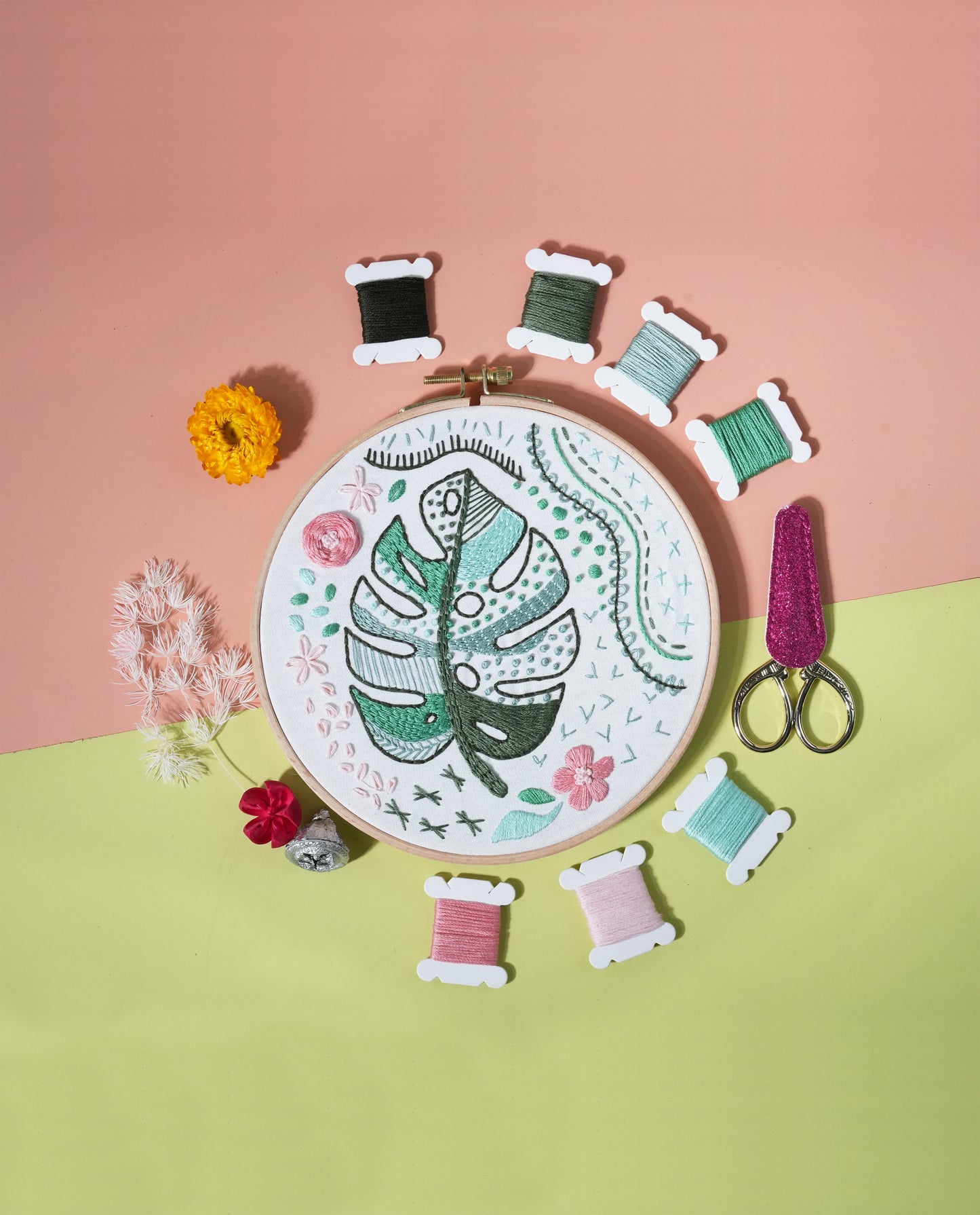 Monstera Embroidery Kit