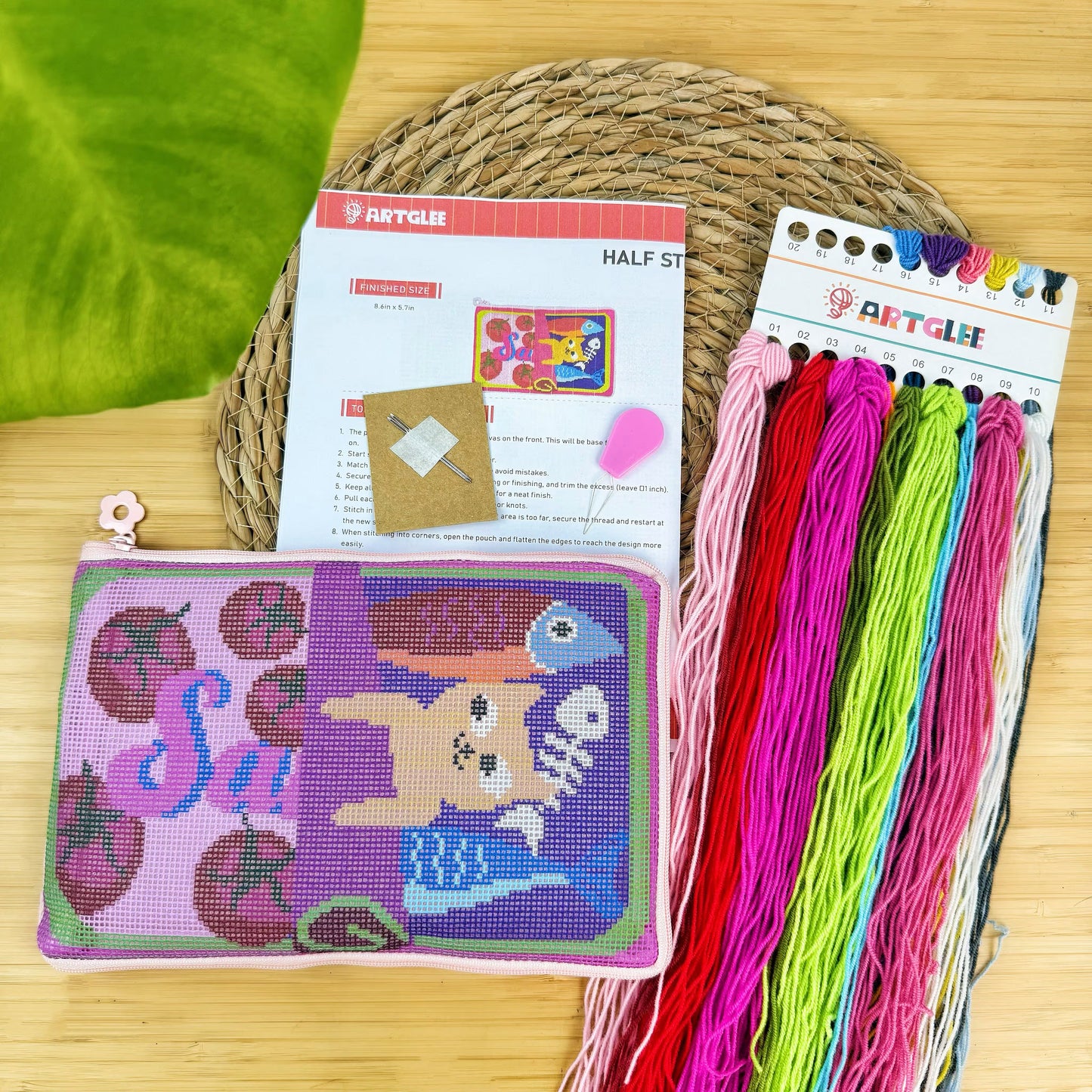 Curious Foodie Cat Half-Stitch Kit
