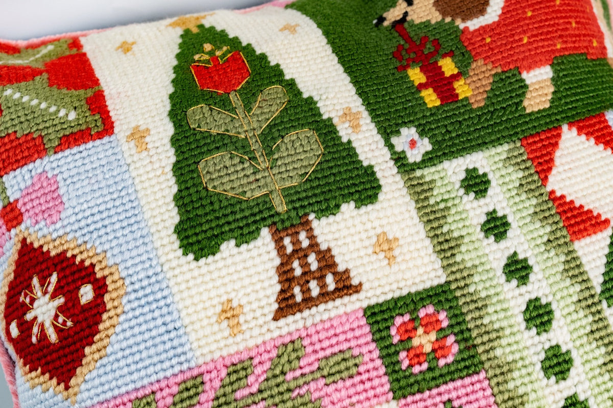 Merry Little Moments Needlepoint Cushion Kit