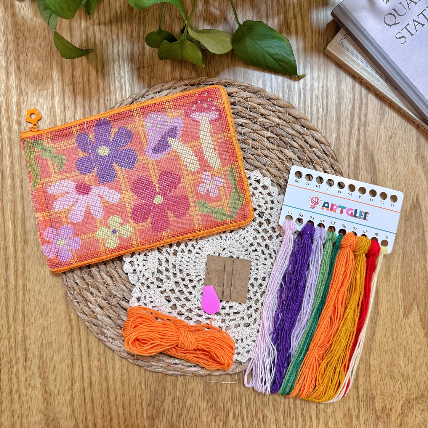 Bloom Daisy Half-Stitch Kit complete set with pre-printed canvas, threads, needle, and finished pouch